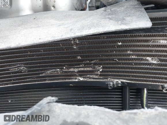 2016 Jeep Cherokee Altitude with VIN 1C4PJLAB7GW307900, listed as a IAAI auction lot 42611390 with 130,123 mi miles and . Bid and sale history available at DreamBid. Image 22.