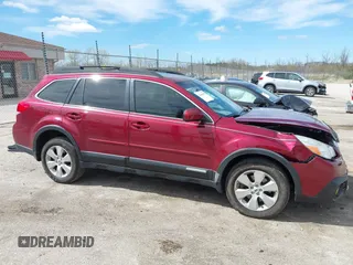 2011 Subaru Outback Limited Power Moon z VIN 4S4BREKC5B2421461, wystawiony jako IAAI lot #42146195 z przebiegiem 84 312 mil mil oraz . Historia ofert i sprzedaży dostępna na DreamBid. Obrazek 13.