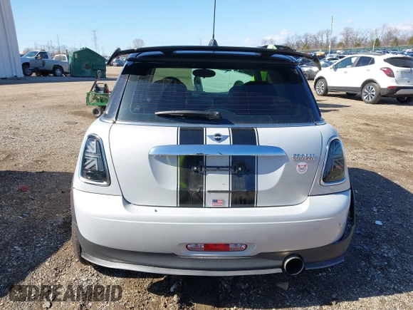 2013 MINI Cooper Hardtop with VIN WMWSU3C56DT683555, listed as a IAAI auction lot 41871323 with 102,527 mi miles. Bid and sale history available at carsss.com. Image 16.