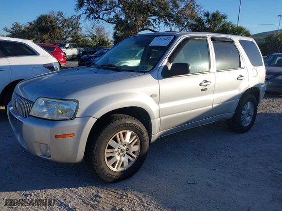 2005 Mercury Mariner Luxury with VIN 4M2CU57115DJ11387, listed as a IAAI auction lot 41267614 with 166,448 mi miles. Bid and sale history available at carsss.com. Image 2.