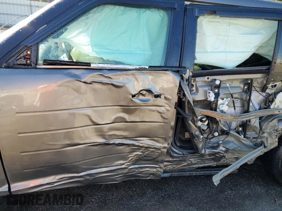 2014 Ford Flex SE with VIN 2FMGK5B85EBD42991, listed as a Copart auction lot 88848975 with 198,899 mi miles and Salvage Title. Bid and sale history available at carsss.com. Image 7.