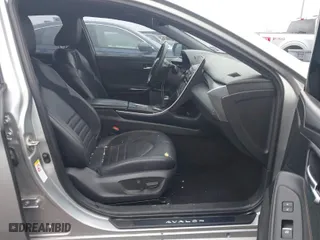 2019 Toyota Avalon XLE with VIN 4T1BZ1FB8KU006035, listed as a IAAI auction lot 41591179 with 111,917 mi miles. Bid and sale history available at carsss.com. Image 5.