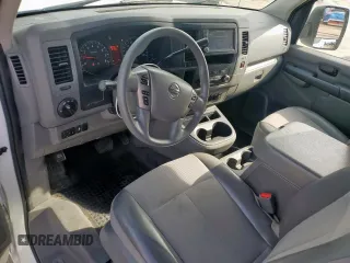 2021 Nissan NV Cargo SV z VIN 1N6BF0LY0MN802188, wystawiony jako Copart lot #49993645 z przebiegiem 161 274 mil mil oraz Szkoda całkowita • Salvage title. Historia ofert i sprzedaży dostępna na DreamBid. Obrazek 8.