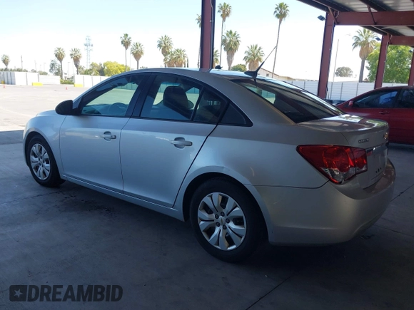2014 Chevrolet Cruze LS with VIN 1G1PA5SG5E7148204, listed as a IAAI auction lot 42366990 with 100,424 mi miles and . Bid and sale history available at DreamBid. Image 3.