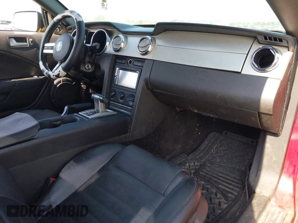 2006 Ford Mustang GT Deluxe с VIN 1ZVFT82H865196619, выставлен на аукционе IAAI как лот 42408724 с пробегом 199 280 миль миль и . История ставок и продаж доступна на DreamBid. Изображение 5.