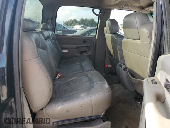 2001 GMC Sierra 1500HD SLE z VIN 1GTGC13U11F152684, wystawiony jako Copart lot #71216924 z przebiegiem Nie podano mil oraz Szkoda całkowita • Salvage title. Historia ofert i sprzedaży dostępna na DreamBid. Obrazek 10.