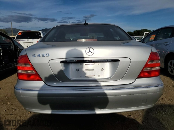 2002 Mercedes-Benz S-Class 4.3L with VIN WDBNG70J82A313571, listed as a Copart auction lot 48008415 with 159,719 mi miles and Salvage Title. Bid and sale history available at carsss.com. Image 6.