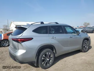 2023 Toyota Highlander L with VIN 5TDKDRBH4PS526417, listed as a Copart auction lot 51647625 with 34,480 mi miles and Salvage Title. Bid and sale history available at carsss.com. Image 3.