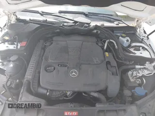 2013 Mercedes-Benz C 300 Sport z VIN WDDGF8AB7DR273519, wystawiony jako IAAI lot #42236450 z przebiegiem 92 851 mil mil oraz . Historia ofert i sprzedaży dostępna na DreamBid. Obrazek 10.