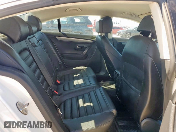 2014 Volkswagen CC Sport with VIN WVWBP7AN7EE506085, listed as a Copart auction lot 48038605 with 120,841 mi miles and Clean Title. Bid and sale history available at carsss.com. Image 10.