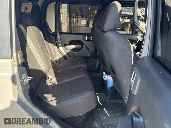 2022 Jeep Gladiator Willys z VIN 1C6HJTAG9NL160131, wystawiony jako Copart lot #50428855 z przebiegiem 56 970 mil mil oraz Czysty tytuł • Clean title. Historia ofert i sprzedaży dostępna na DreamBid. Obrazek 6.