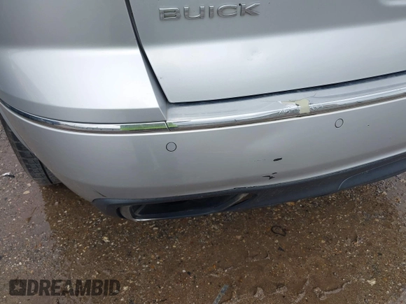 2014 Buick Enclave Leather with VIN 5GAKRBKD1EJ306833, listed as a IAAI auction lot 42154259 with 217,656 mi miles and . Bid and sale history available at DreamBid. Image 18.