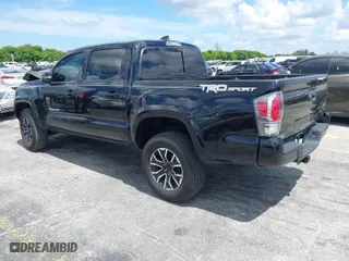 2020 Toyota Tacoma 2WD SR5 with VIN 3TMAZ5CN7LM129496, listed as a IAAI auction lot 39945333 with 140,154 mi miles. Bid and sale history available at carsss.com. Image 3.