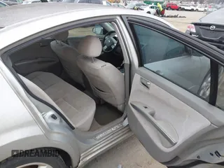 2006 Nissan Maxima 3.5 SL with VIN 1N4BA41E66C835315, listed as a IAAI auction lot 41469803 with 148,145 mi miles. Bid and sale history available at carsss.com. Image 8.