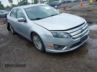 2011 Ford Fusion Hybrid with VIN 3FADP0L33BR126557, listed as a IAAI auction lot 42523235 with 179,867 mi miles and . Bid and sale history available at DreamBid. Image 1.