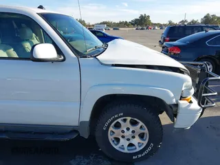 2003 Chevrolet Suburban LS with VIN 3GNFK16Z83G174955, listed as a IAAI auction lot 41389203 with 280,261 mi miles and . Bid and sale history available at DreamBid. Image 18.