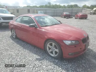 2007 BMW 3 Series 335i z VIN WBAWB73537P036817, wystawiony jako Copart lot #61575795 z przebiegiem 157 329 mil mil oraz Czysty tytuł • Clean title. Historia ofert i sprzedaży dostępna na DreamBid. Obrazek 4.