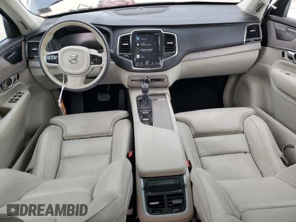 2021 Volvo XC90 Inscription with VIN YV4A22PLXM1678648, listed as a Copart auction lot 46236065 with 39,867 mi miles and Salvage title. Bid and sale history available at DreamBid. Image 8.
