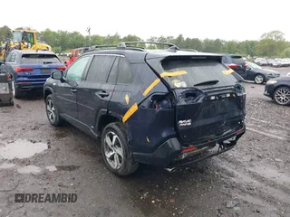 2021 Toyota RAV4 SE with VIN JTMAB3FV9MD051787, listed as a IAAI auction lot 42357030 with 40,793 mi miles and . Bid and sale history available at DreamBid. Image 6.
