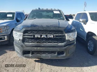 2022 Ram 2500 Tradesman with VIN 3C6UR5CJ9NG370754, listed as a IAAI auction lot 41781190 with 65,385 mi miles. Bid and sale history available at carsss.com. Image 12.