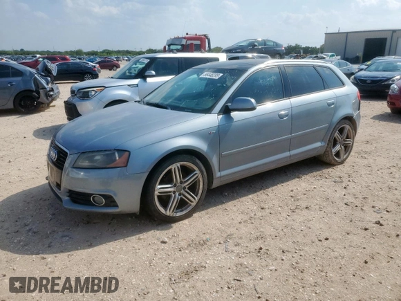 2012 Audi A3 Premium Plus z VIN WAUKJAFM4CA078900, wystawiony jako Copart lot #58448285 z przebiegiem 157 604 mil mil oraz Czysty tytuł • Clean title. Historia ofert i sprzedaży dostępna na DreamBid. Obrazek 1.