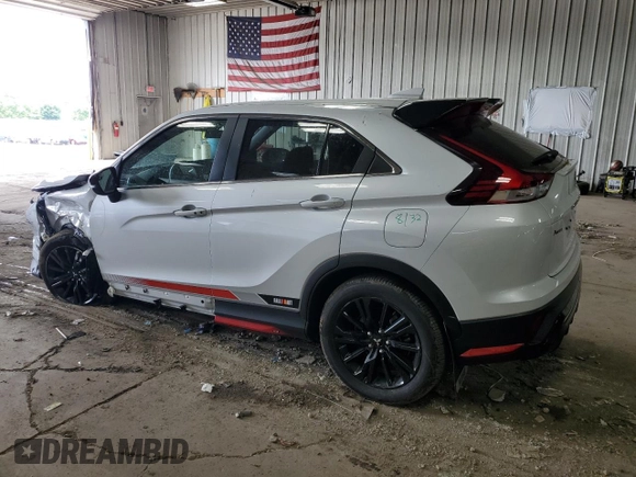 2024 Mitsubishi Eclipse Cross LE with VIN JA4ATVAA0RZ053462, listed as a Copart auction lot 60272975 with 7,642 mi miles and Salvage title. Bid and sale history available at DreamBid. Image 2.