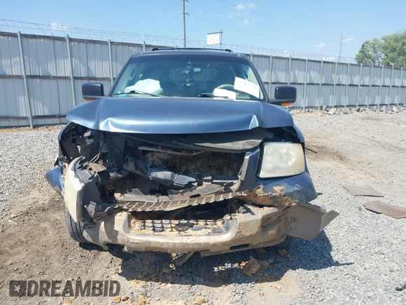 2003 Ford Expedition Eddie Bauer с VIN 1FMEU17L53LA36765, выставлен на аукционе IAAI как лот 42317731 с пробегом 141 861 миль миль и . История ставок и продаж доступна на DreamBid. Изображение 12.