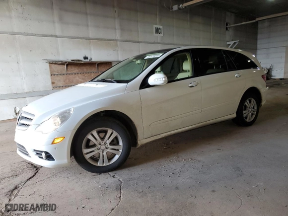 2008 Mercedes-Benz R-Class 3.5L with VIN 4JGCB65E68A068903, listed as a Copart auction lot 46575865 with 284,888 mi miles and Clean Title. Bid and sale history available at carsss.com. Image 1.