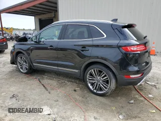 2015 Lincoln MKC z VIN 5LMTJ2AH6FUJ14928, wystawiony jako Copart lot #51453185 z przebiegiem 80 852 mil mil oraz Szkody całkowita. Historia ofert i sprzedaży dostępna na DreamBid. Obrazek 2.
