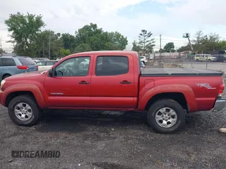 2005 Toyota Tacoma with VIN 5TELU42N95Z053076, listed as a IAAI auction lot 42748710 with 137,665 mi miles and . Bid and sale history available at DreamBid. Image 14.