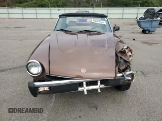 1980 FIAT 124 Spider z VIN 124CS20160764, wystawiony jako Copart lot #69708634 z przebiegiem 64 421 mil mil oraz Szkoda całkowita • Salvage title. Historia ofert i sprzedaży dostępna na DreamBid. Obrazek 5.