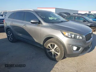 2017 Kia Sorento EX V6 with VIN 5XYPH4A58HG298313, listed as a IAAI auction lot 42037937 with 167,097 mi miles. Bid and sale history available at carsss.com. Image 1.