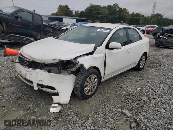 2013 Kia Forte LX with VIN KNAFT4A28D5709015, listed as a Copart auction lot 72903314 with 224,812 mi miles and Salvage Title. Bid and sale history available at carsss.com. Image 1.