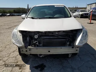 2017 Nissan Versa S z VIN 3N1CN7APXHL867247, wystawiony jako Copart lot #54205165 z przebiegiem 98 164 mil mil oraz Szkoda całkowita • Salvage title. Historia ofert i sprzedaży dostępna na DreamBid. Obrazek 5.