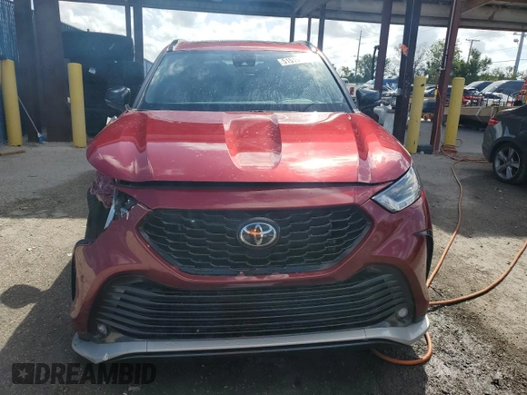 2022 Toyota Highlander XSE with VIN 5TDLZRAH7NS131474, listed as a Copart auction lot 51519625 with 74,070 mi miles and Salvage title. Bid and sale history available at DreamBid. Image 5.