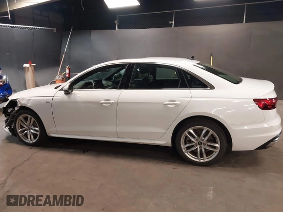 2021 Audi A4 S line Premium with VIN WAUDAAF44MN005142, listed as a IAAI auction lot 40352248 with 39,570 mi miles and . Bid and sale history available at DreamBid. Image 14.