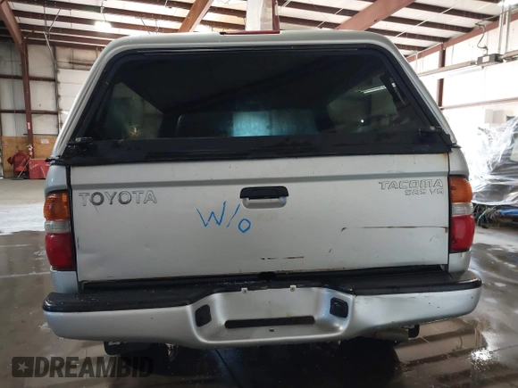 2004 Toyota Tacoma with VIN 5TEWN72N24Z442216, listed as a IAAI auction lot 41370604 with 199,640 mi miles and . Bid and sale history available at DreamBid. Image 17.