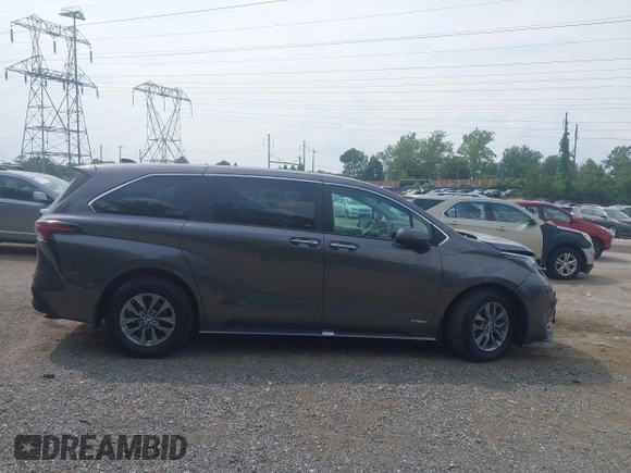 2021 Toyota Sienna XLE with VIN 5TDYSKFC9MS014413, listed as a IAAI auction lot 42449852 with 111,712 mi miles and . Bid and sale history available at DreamBid. Image 13.
