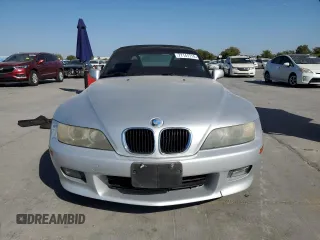 2001 BMW Z3 2.5 z VIN WBACN33431LK45838, wystawiony jako Copart lot #77141714 z przebiegiem 113 754 mil mil oraz Szkoda całkowita • Salvage title. Historia ofert i sprzedaży dostępna na DreamBid. Obrazek 5.