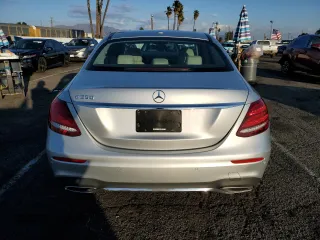 2020 Mercedes-Benz E-Class E 350 with VIN W1KZF8DB0LA765262, listed as a Copart auction lot 88998555 with 39,078 mi miles and Salvage Title. Bid and sale history available at carsss.com. Image 6.