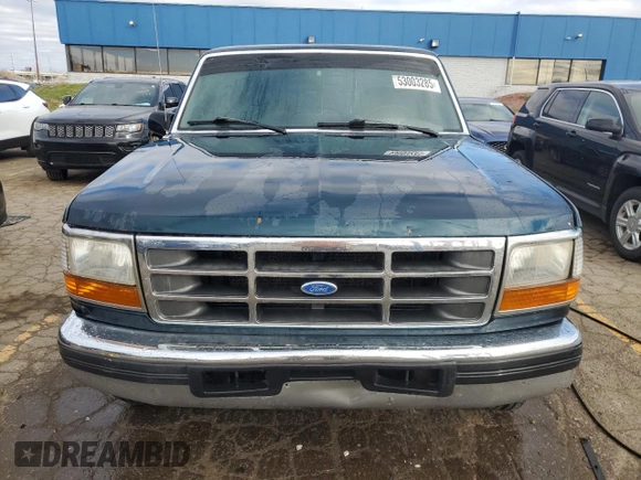 1995 Ford F-150 z VIN 1FTEF15Y2SLA71436, wystawiony jako Copart lot #53003285 z przebiegiem Nie podano mil oraz Czysty tytuł • Clean title. Historia ofert i sprzedaży dostępna na DreamBid. Obrazek 5.