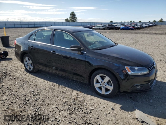 2011 Volkswagen Jetta TDI w/Nav with VIN 3VWLL7AJ3BM081805, listed as a Copart auction lot 62791495 with 115,352 mi miles and Salvage title. Bid and sale history available at DreamBid. Image 4.
