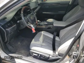 2016 Lexus ES 330 с VIN 58ABK1GG1GU008708, выставлен на аукционе Copart как лот 56427045 с пробегом 109 823 миль миль и Списание • Salvage title. История ставок и продаж доступна на DreamBid. Изображение 7.