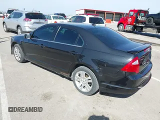 2011 Ford Fusion SE with VIN 3FAHP0HA8BR232236, listed as a IAAI auction lot 41819322 with 196,339 mi miles. Bid and sale history available at carsss.com. Image 3.