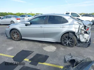 2022 Toyota Camry SE with VIN 4T1G11AK1NU002157, listed as a IAAI auction lot 41647629 with 89,189 mi miles and . Bid and sale history available at DreamBid. Image 15.