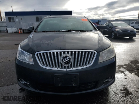 2010 Buick LaCrosse z VIN 1G4GD5GG8AF282210, wystawiony jako Copart lot #81418624 z przebiegiem Nie podano mil oraz Czysty tytuł • Clean title. Historia ofert i sprzedaży dostępna na DreamBid. Obrazek 5.