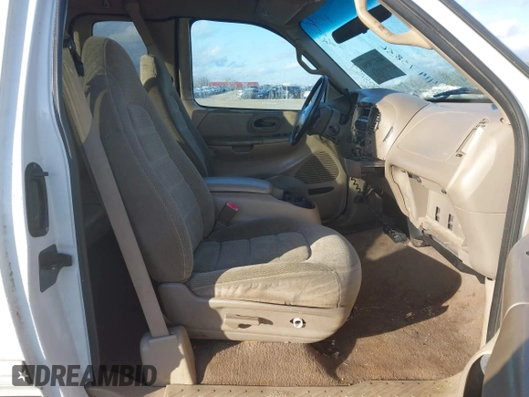 2000 Ford F-150 with VIN 2FTRX18W1YCA08159, listed as a IAAI auction lot 41473856 with 265,546 mi miles and . Bid and sale history available at DreamBid. Image 5.