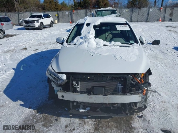 2019 Hyundai Ioniq Plug-In Hybrid Limited with VIN KMHC75LD9KU174113, listed as a IAAI auction lot 41276943 with NaN miles. Bid and sale history available at carsss.com. Image 12.
