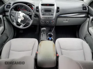 2014 Kia Sorento LX with VIN 5XYKT4A73EG426012, listed as a Copart auction lot 86743754 with 68,157 mi miles and Salvage Title. Bid and sale history available at carsss.com. Image 8.