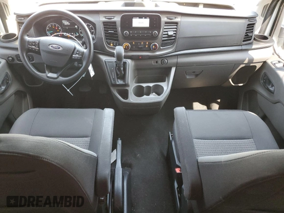 2020 Ford Transit Passenger XL z VIN 1FBAX2C8XLKA60992, wystawiony jako Copart lot #56517485 z przebiegiem 83 982 mil mil oraz Szkoda całkowita • Salvage title. Historia ofert i sprzedaży dostępna na DreamBid. Obrazek 8.